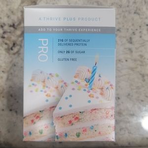Thrive birthday cake bars